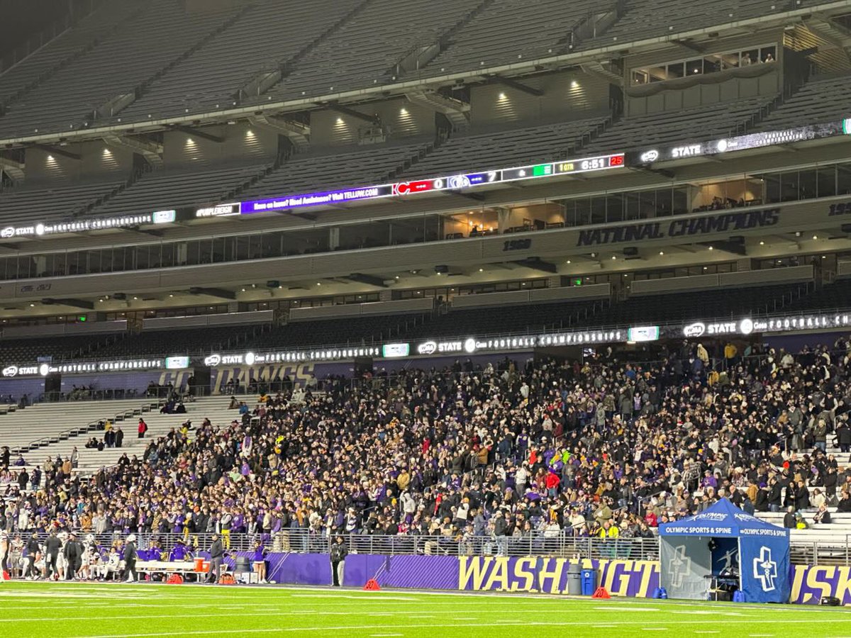 State 4A Football Championship Game! Touchdown Sumner! 6:51 1st quarter
Sumner 7, Camas 0