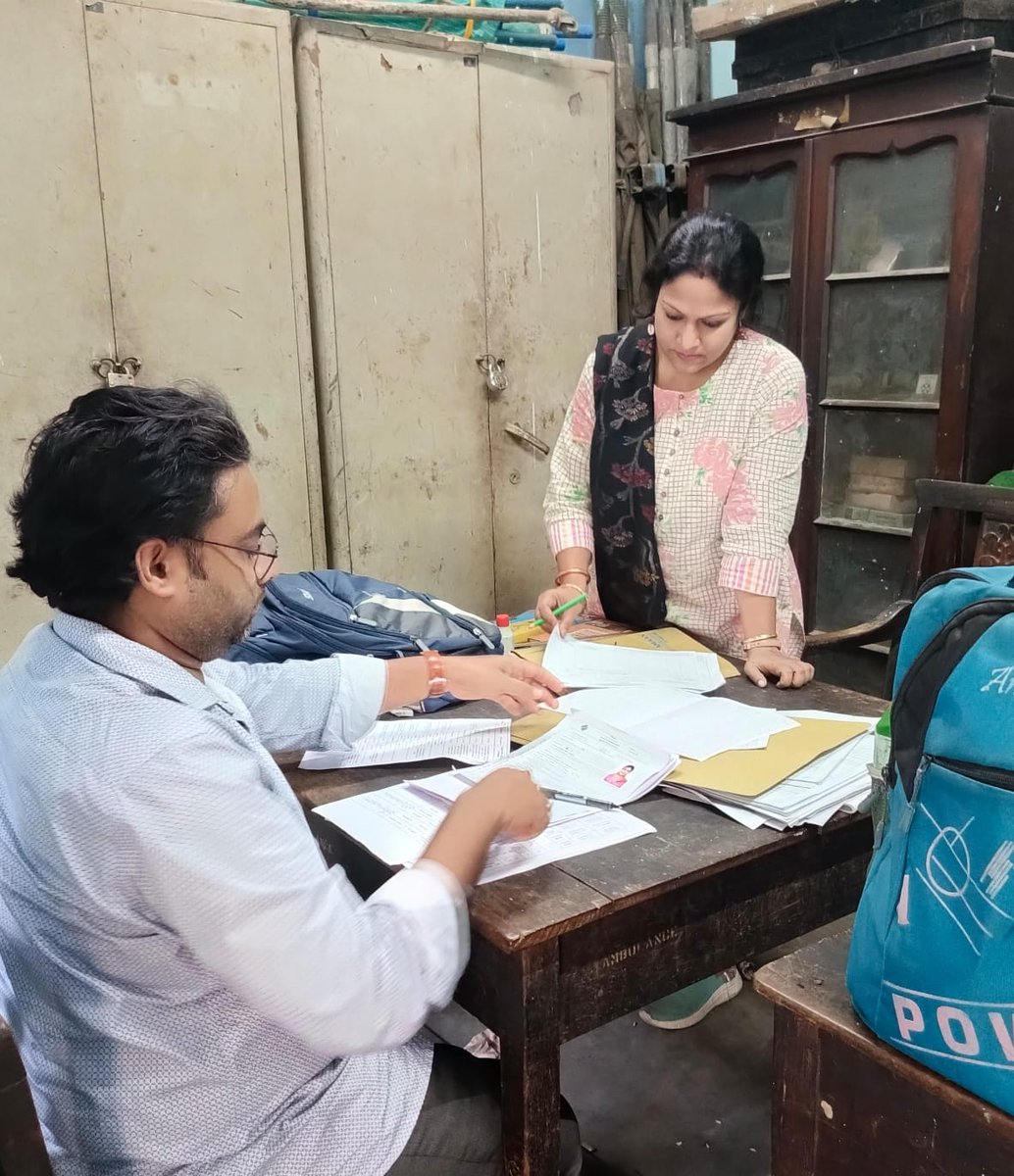 CEOWestBengal's tweet photo. Glimpse of the Special Campaign Day of SRER 2025 under 165 Jorasanko AC of Kolkata North Election District, West Bengal .
#SpecialSummaryRevision2025 #SSR2025 #GoRegister #BLO
@ECISVEEP
@SpokespersonECI
@rajivkumarec
@anuj_chandak https://t.co/KoPITbLh4n