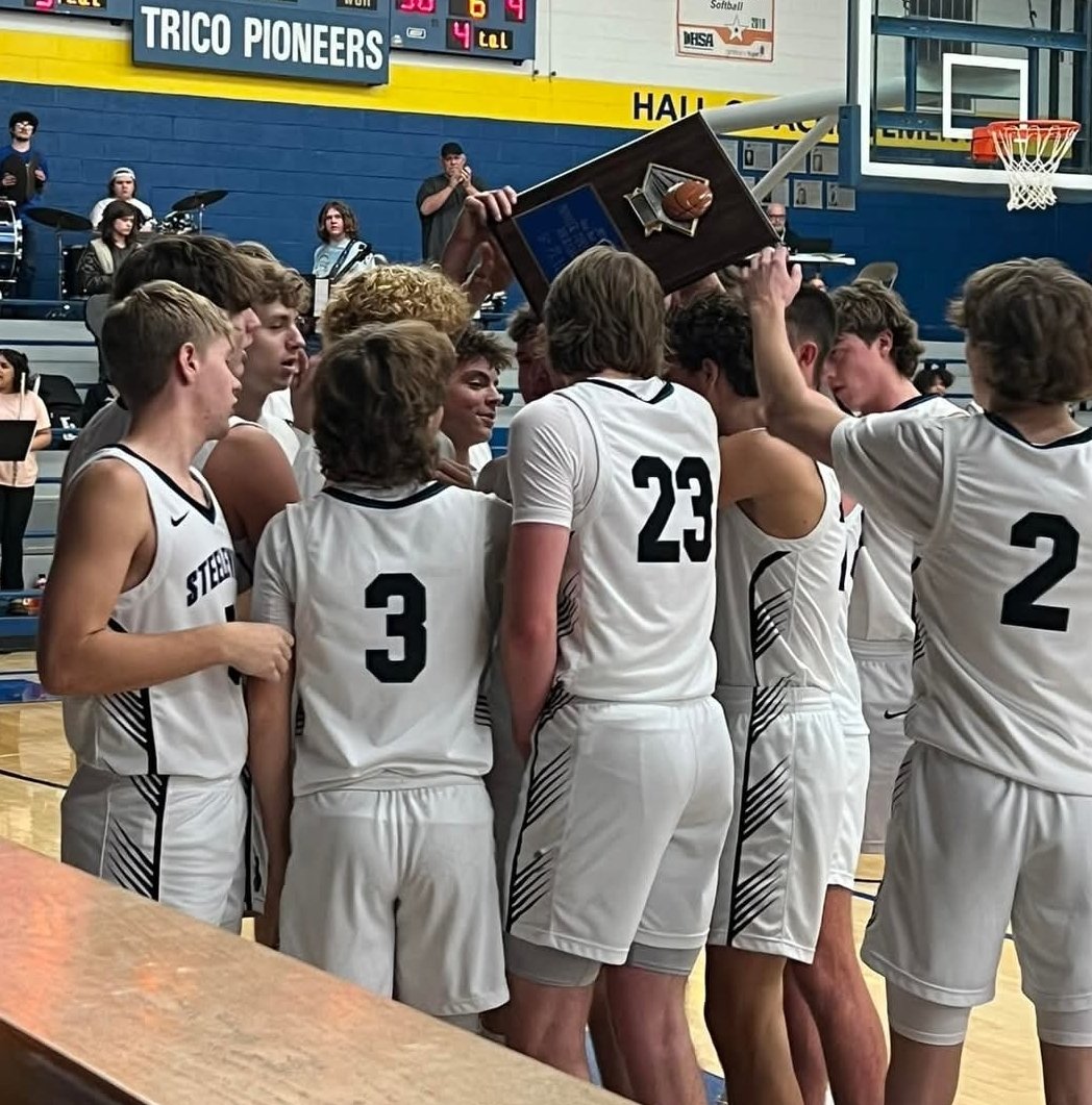 SvilleWarriors's tweet photo. 🏀🏀Warriors defeat Waterloo Gibault in their final game of the Trico tourny🏀🏀
Warriors  67
Hawks   58

Warriors are your Trico tourn Champs, first title since 2004, great job boys @abaselineview @county_journal @NestoHoops @wmixsports @section618 @areasports https://t.co/bQjlQTgLiy