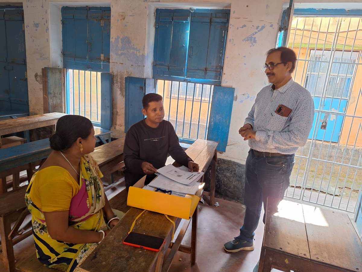 CEOWestBengal's tweet photo. Different polling booths visit on Special Campaign day of SSR 2025 by Election Officials of Paschim Medinipur district, West Bengal.
#SpecialSummaryRevision2025 #SSR2025 #GoRegister #BLO
@ECISVEEP
@SpokespersonECI
@rajivkumarec
@anuj_chandak https://t.co/LljqTndGk9