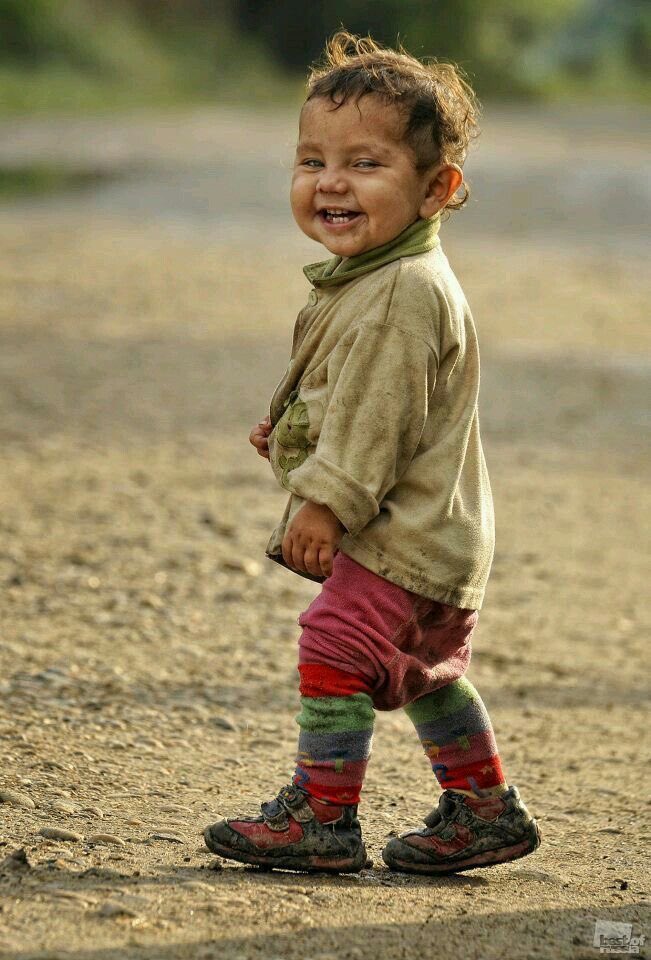 llill195's tweet photo. "هجمَ السرورُ عليّ حتى إنهُ 
مِن فَرْطِ ما قد سرني أبكاني" https://t.co/cZCo3RZhMe