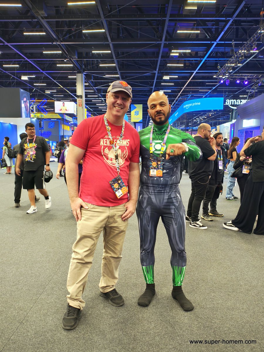 superhomemcom's tweet photo. Green Lantern John Stewart cosplayer #dccomics #dennyoneil #nealadams #ccxp #ccxp2024 #greenlantern #johnstewart #glcorps #greenlanterncorps #cosplayer https://t.co/C2Hdd8kZzt