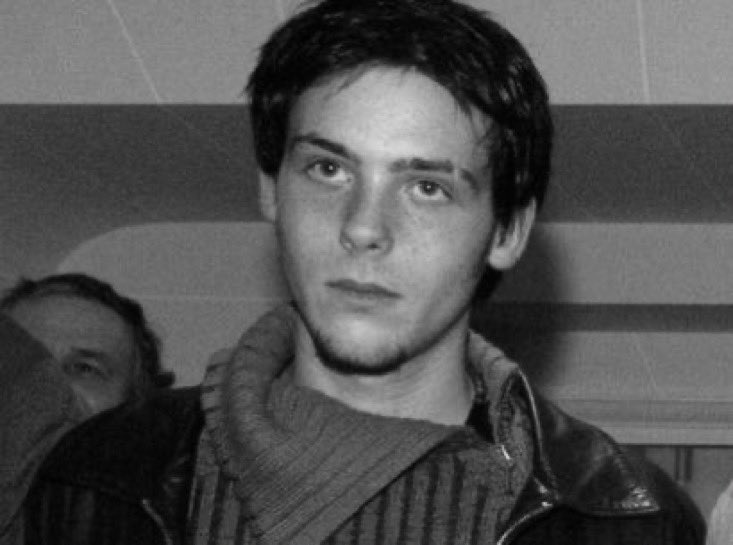 Speaking with Anderson Cooper in her last report from Homs, American journalist Marie Colvin called the war in Syria the worst conflict she had ever covered.

Shortly after, her and French photojournalist Rémi Ochlik were assassinated by the Assad regime.

We will never forget.