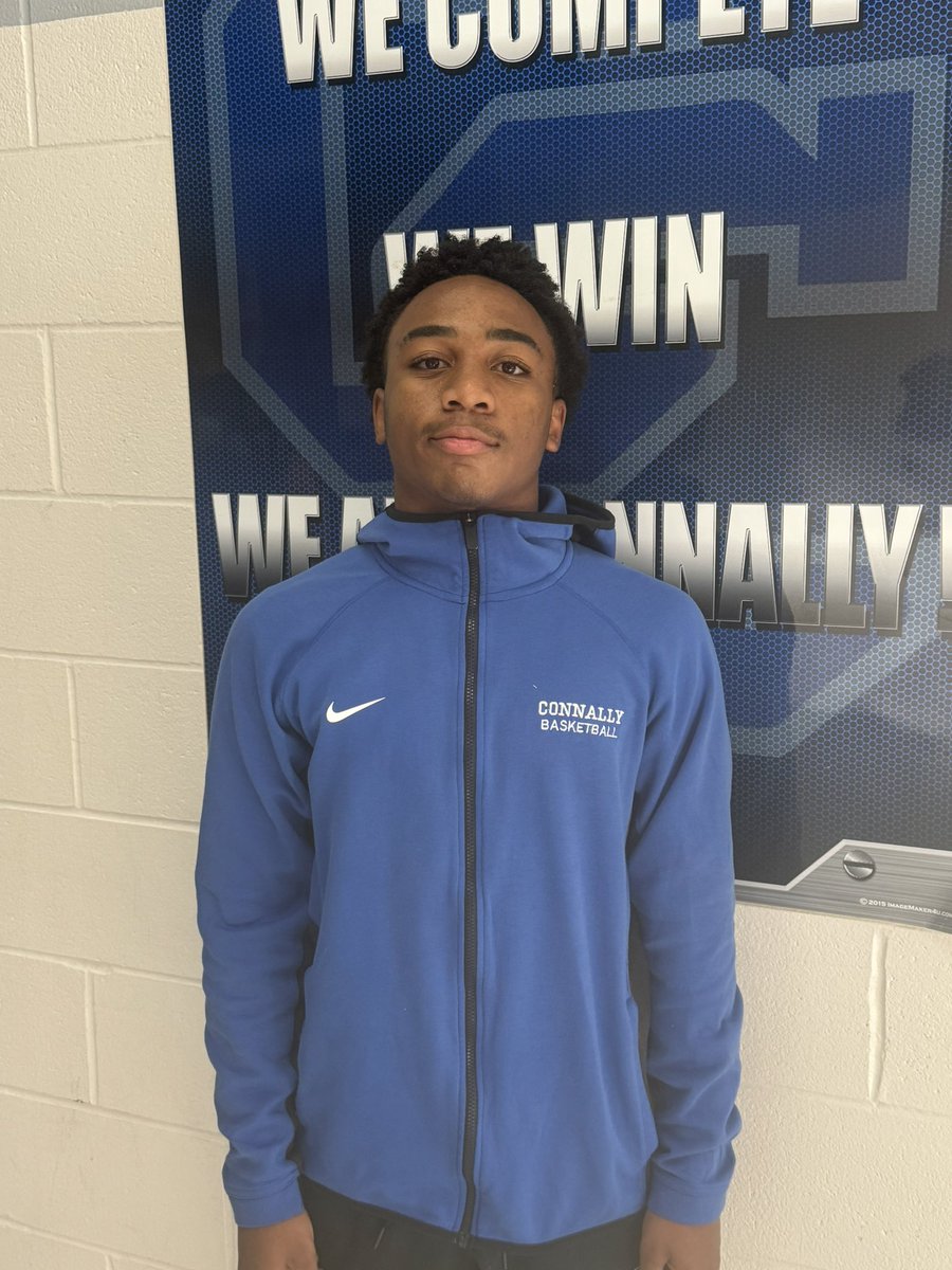 CadethoopsCC's tweet photo. #PitBullPerformance vs. Mexia @Chrisnobles4_ #TyBrown
@CoachSnell @GerikTerry @hoopinsider @TexasHoopsGASO @Tabchoops @ConnallyISD @WacoTribSports @DCTBasketball @Centex_Recruits @BriceCherry @chadvautherine #TN4G https://t.co/WHdO80Ozq4