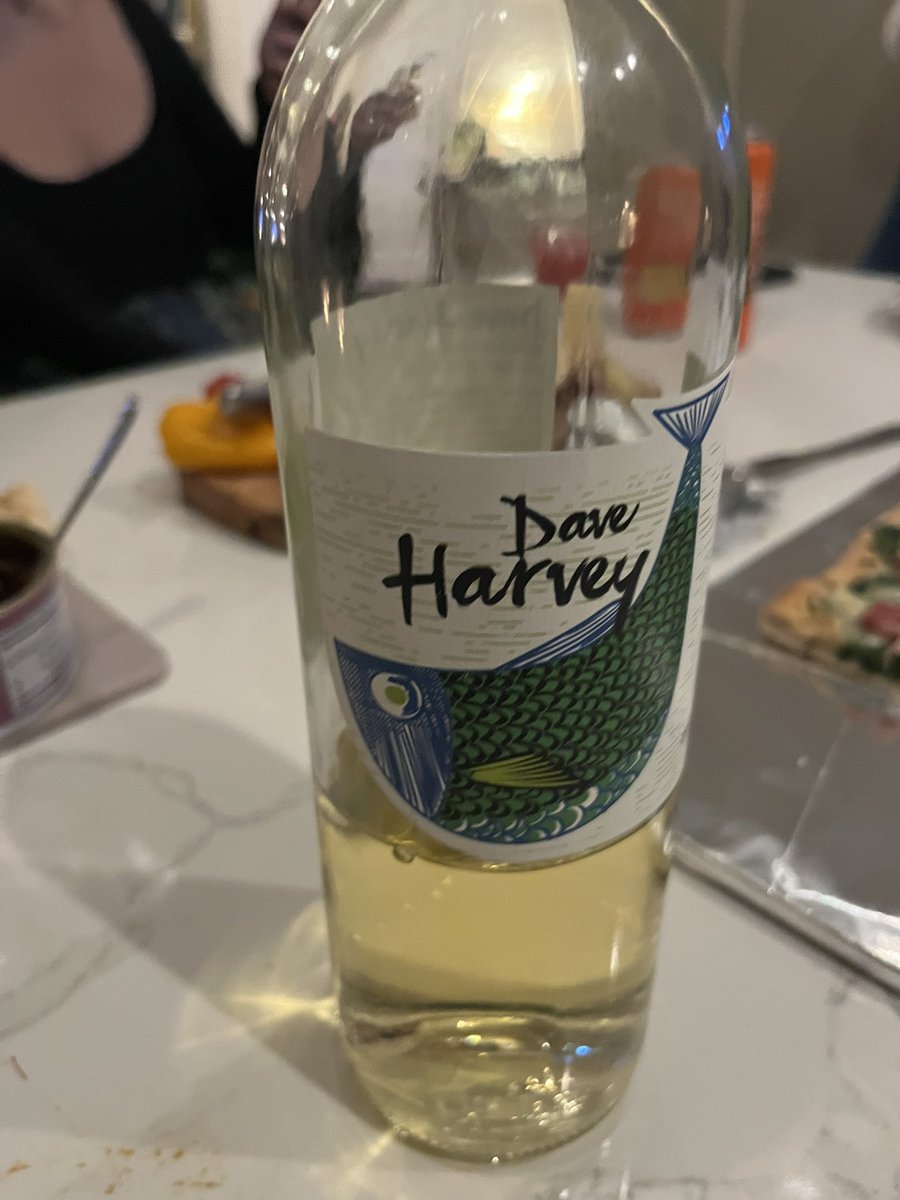 olitaylap's tweet photo. No friends at the party but at least I got Dave w me #nakedwines https://t.co/mmSaQIENHV