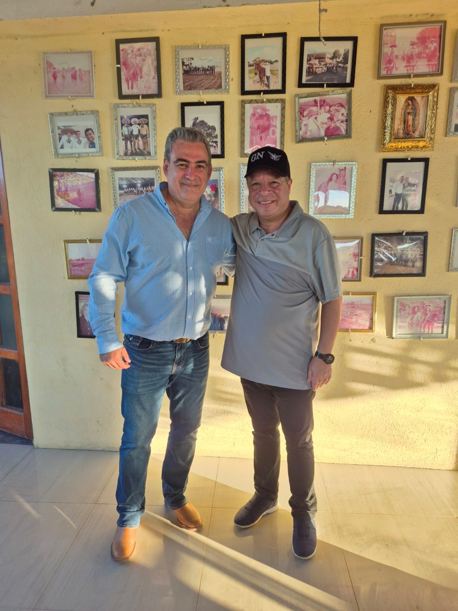 Feer_Charro's tweet photo. En el Muro de la Amistad de la emblemática Finca Itzayana, el Embajador de Marruecos, @AbdfattahLEBBAR y el empresario, y presidente del Consejo Estatal de Empresas de Seguridad Privada (CEESPAC),
@power01781

@ceespac https://t.co/SgiUk5esEM