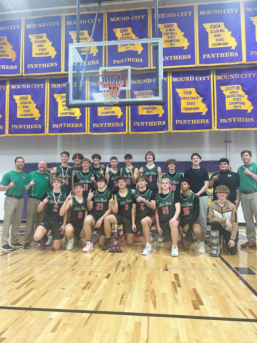 MBDragonSports's tweet photo. The Dragons get it done again! Boys Basketball defeats LeBlond 61-56 to win the Mound City Tournament Championship!

Congratulations to Tatum Moss, Raife Smith, London Wilson, Ian Campbell, and Myia Dillman on making the All-Tournament Team! 
@KQ2SPORTS @chrisRroush @SJNPSports https://t.co/JbRl3bytWo