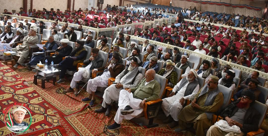 MKAchakzaiPKMAP's tweet photo. Day 2 of Sibi Devision Jirga https://t.co/lcb8XrTHZg