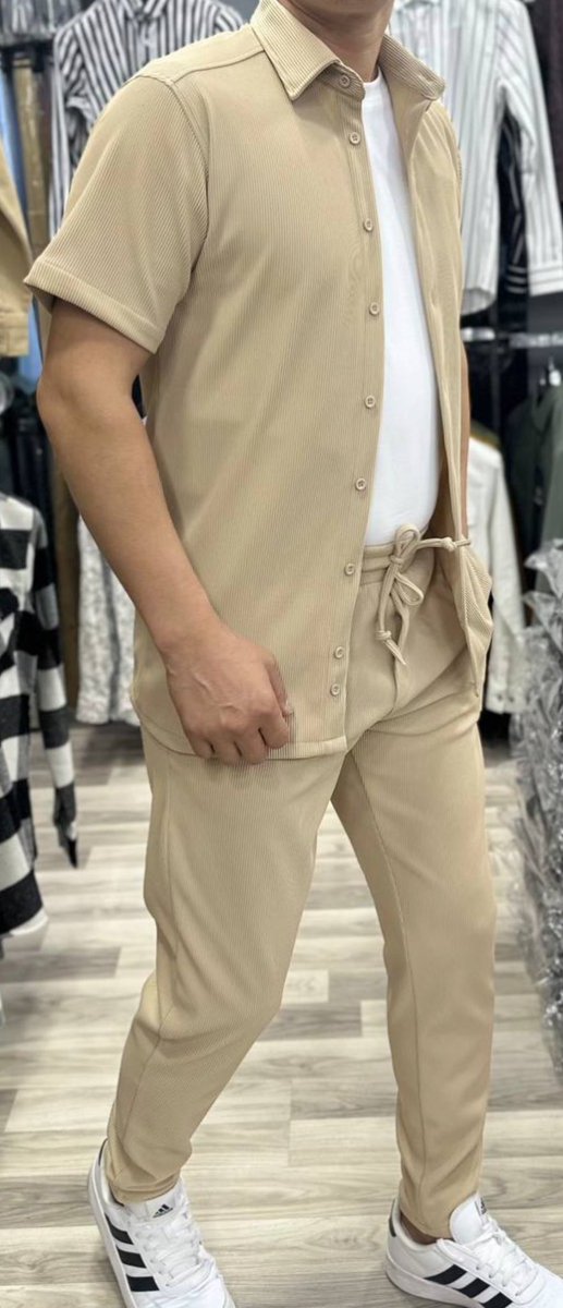 charminggold's tweet photo. Men’s quality wears @charminggold
#abuja
@ABUJAPLUG @abujastreets @Cakes_by_fay @Abuja_Facts @kaytiki @woye1
#menofstyle
#qualitywears
#abujawears https://t.co/Xwv3cKDyZ4