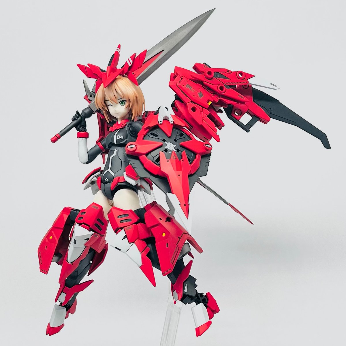 SURUSEIDA's tweet photo. #30MS
SIS-A0Cα ティアーシャ=カヴァリエーレ

ティアーシャをベースに近接格闘能力を向上させたシスター
また特殊装甲として、各部にホーリーナイトアーマーを装備し上位ジョブ効果を付与させている

[1/2] https://t.co/wn4gpTorYI