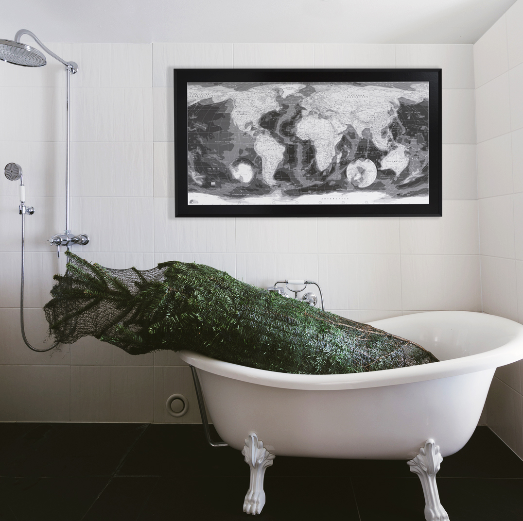 Futuremaps's tweet image. 🎄 Bought your Christmas tree this weekend? 🎄
How about something timeless to pair with it? 🗺️✨
Don't miss out—our End-of-Year Studio Clearance is on, with incredible bargains waiting for you. 
▶︎  bit.ly/3NbmVH0
#FutureMapping #MapLovers #framedworldmap #mapgift