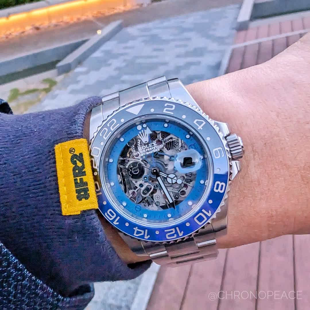 chronopeace's tweet photo. 男なら、やっぱりロレックスも透け透けスケルトンでしょ!? Too much exposure on your wrist.
#スケルトンコンセプト #skeletonconceptofficial #skeletonconcept #skeletonconcept #gmtmaster2 #gmtmaster2batman #gmtマスター2 #gmtマスター2バットマン https://t.co/zpvwVcwuwa