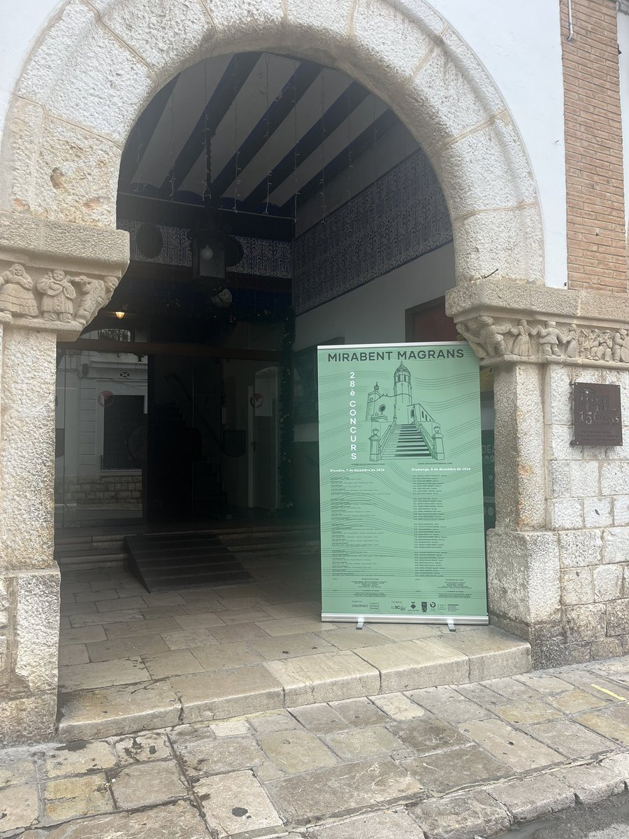 Recordeu!!!!! Avui tot el dia al <a href="/CasinoPrado/">Casino Prado</a> concurs de Cant! #sitges