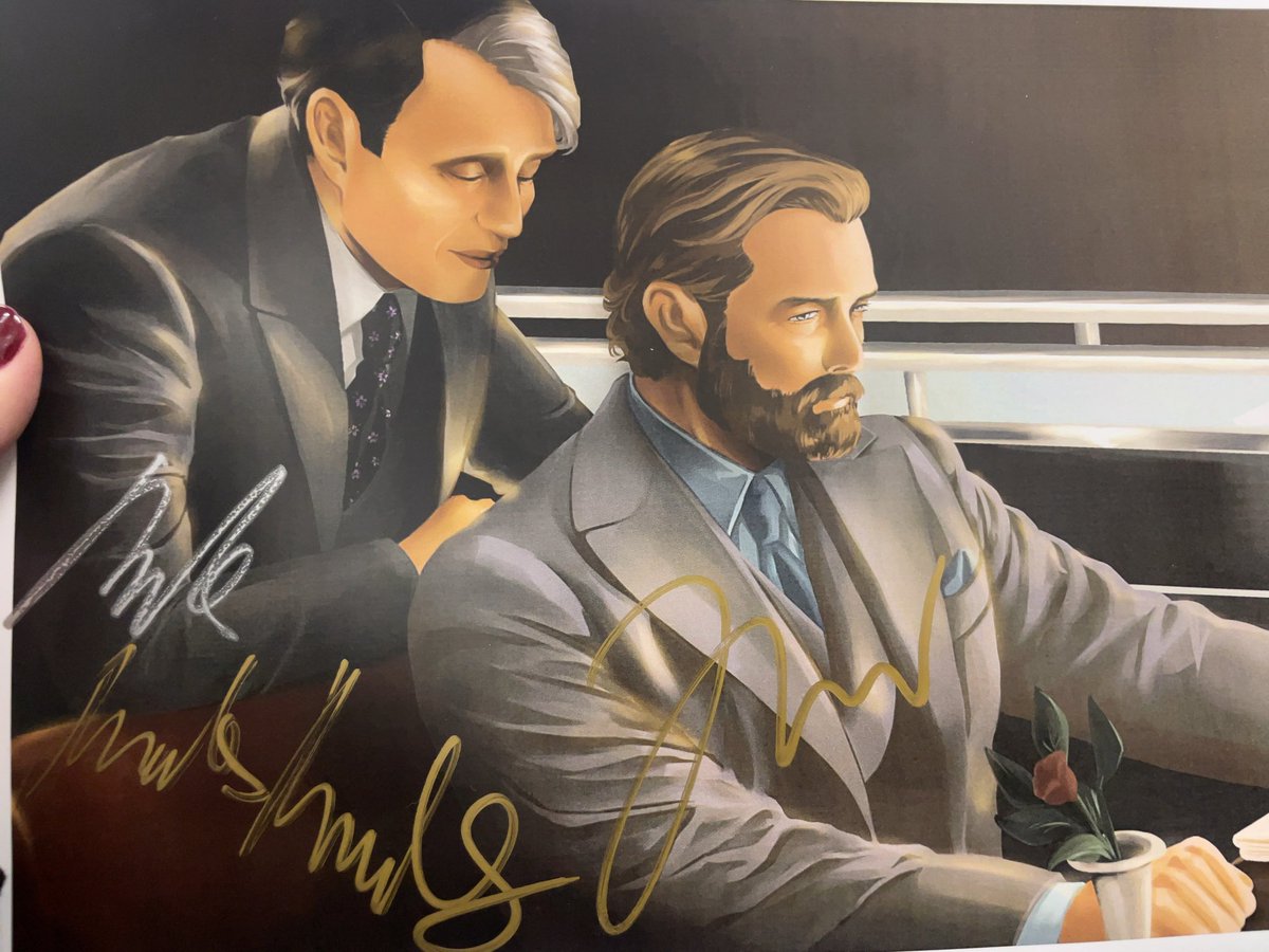 こちらがジュード・ロウとマッツ・マッツ・ミケルセンのサインです