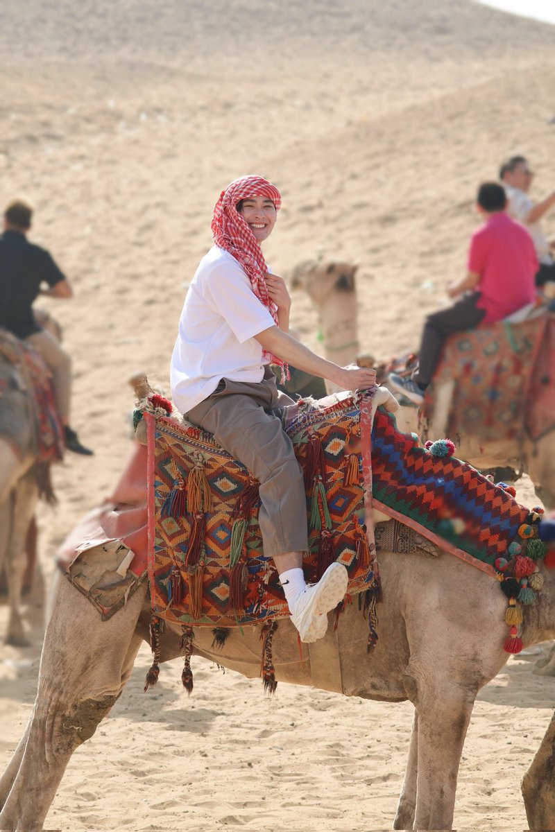 ท่านชีคขี่อูฐชมเมือง แฮปปี้สุดๆ
<a href="/numberx9th/">NUMBERx9TH</a>

GO TO EGYPT WITH KAO
#9วันที่สามที่อียิปต์
#เก้าตามก้องไปเจอนี่ที่อียิปต์
#number_9th
#งุ้งงิ้งๆของนพเก้า