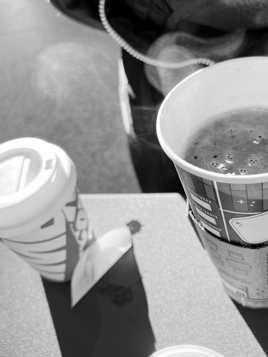 End-of-year airport vibes. Plenty of client travel, but all worth it for the incredible projects ahead (LFG)