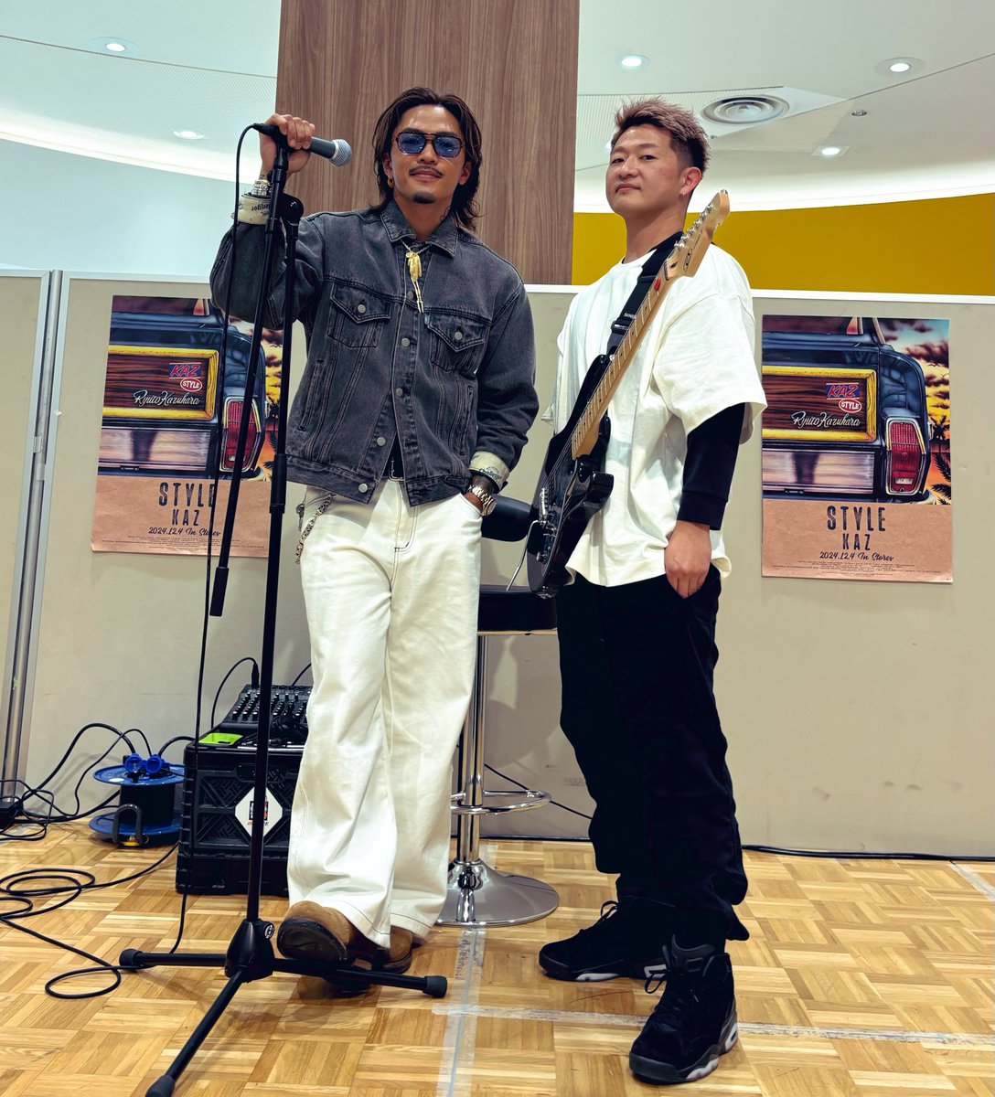ryuto_staff's tweet photo. 龍友さんマネです😎

#KAZ 『STYLE』 発売記念リリイベ
長野県！
TOWER RECORDS上田店さまからは
リリース記念のケーキも…🎂
ありがとうございました✨

来週！12/14(土)は…静岡県！
お待ちしております🙌
https://t.co/7KSauhHZ1K

🎧#KAZ_STYLE  
https://t.co/LtstGWUwkT

#GENERATIONS #数原龍友 https://t.co/U9hJczVxo5