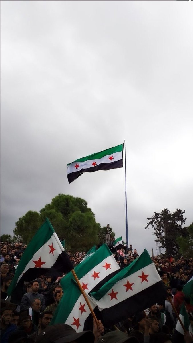 سقط بشار الكلب وعادت سوريا من جديد

هذا يوم من أيام العرب 
بل يوم من أيام الأسلام 

اللهم لك الحمد حتى ترضى ولك الحمد اذا رضيت

مبروك لأشقائنا السوريين خاصة وللأمة الاسلامية عامة

#تحرير_الشام 
 #بشار_الاسد