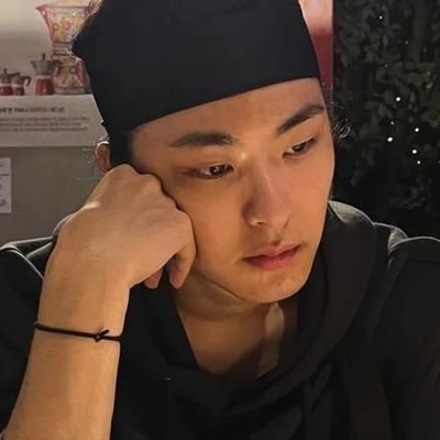 금손 트친님들 산타 모자 씌워주세요