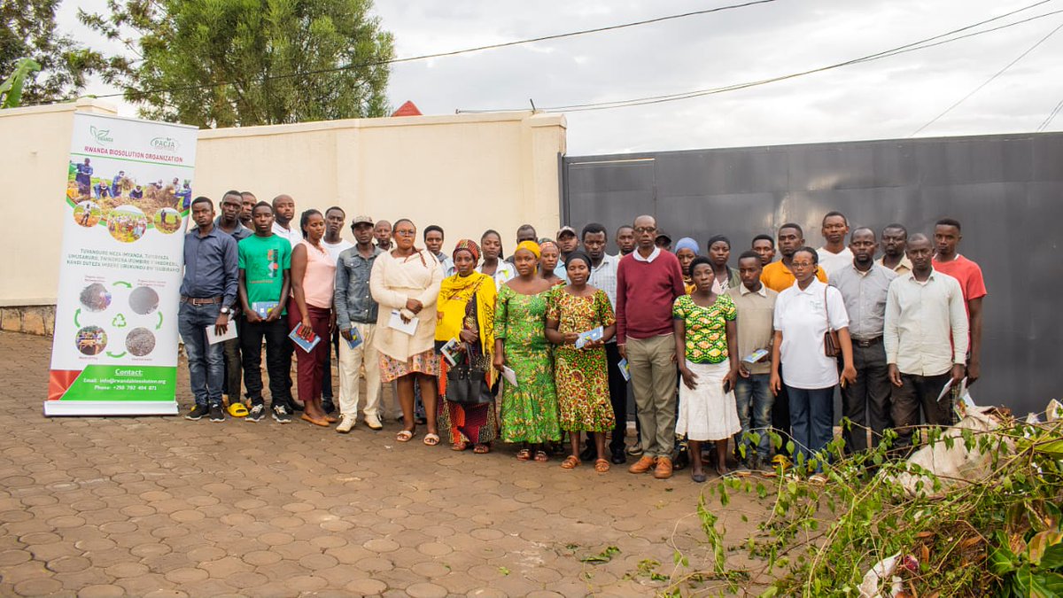 Rwandabiosolut's tweet photo. 🌍 Empowering Communities for a Sustainable Future 🌱
On Friday, 6th December 2024, Rwanda Biosolutions Organisation, in collaboration with the PanAfrican Climate Justice Alliance, hosted an impactful workshop in Bugesera District, Ntarama Sector. https://t.co/Y0OlzZrkCN