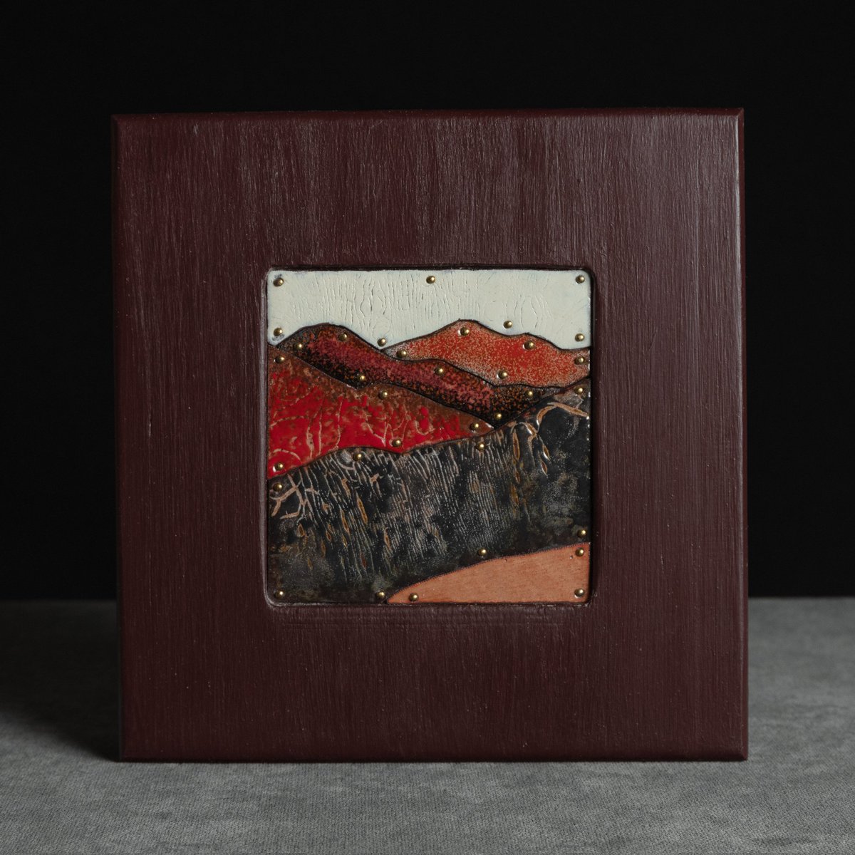 IriArbor's tweet photo. Gm☀️
One of my recent hobbies is hot enamel on copper. I'm just starting to master this technique, and here is some of my landscape works https://t.co/xWAWUhOFhl