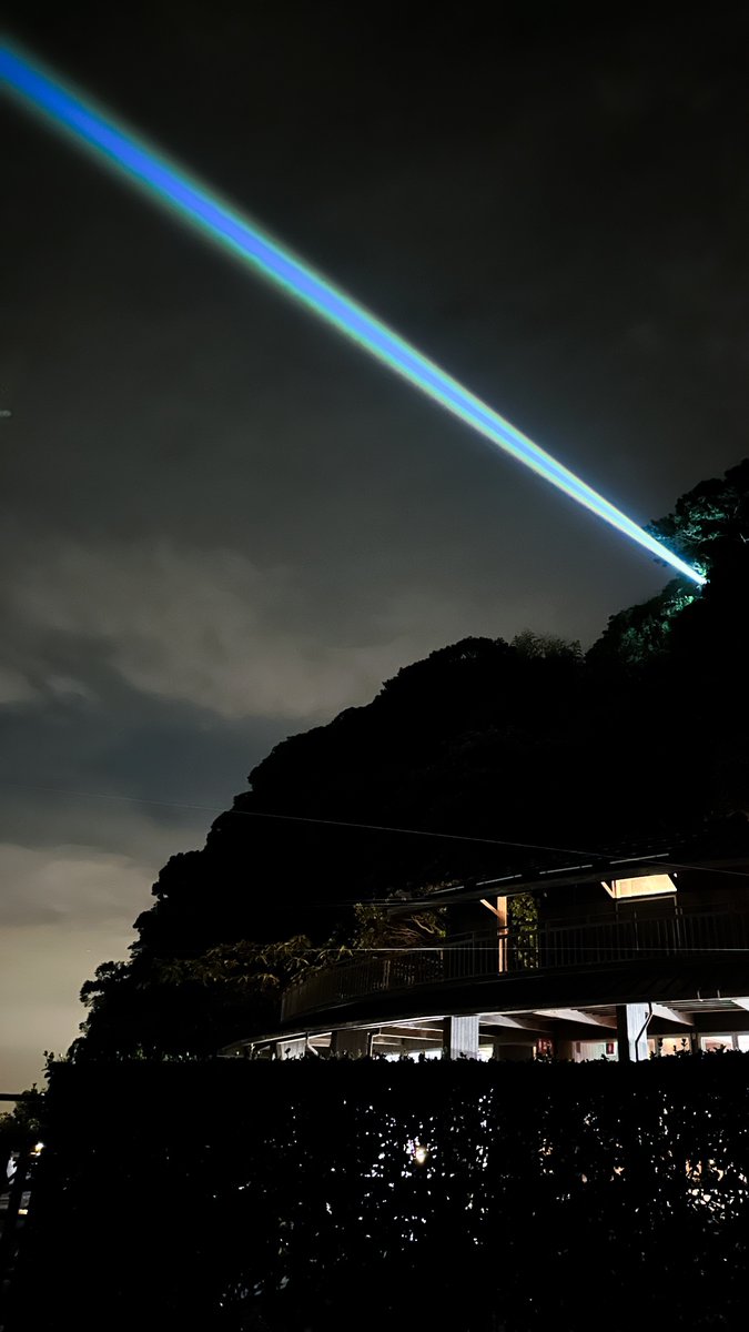 InternetMuseum's tweet photo. 【夜の猿島で楽しむアート鑑賞】
スマホは封印。暗闇の無人島を「美術島」に見立て、島内を巡りながら作品を鑑賞。
「SENSE ISLAND／LAND｜感覚の島と感覚の地 2024」が12/15まで開催中
https://t.co/3MfqrZj69b https://t.co/llqouMtjfu