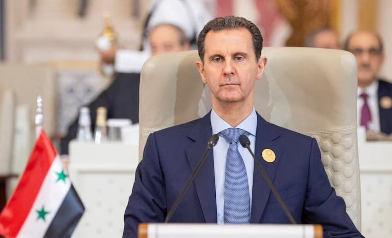 GlobeEyeNews's tweet photo. BREAKING: 

Syria has officially fallen, and President Assad has fled the country. https://t.co/XaBVYUDG3P
