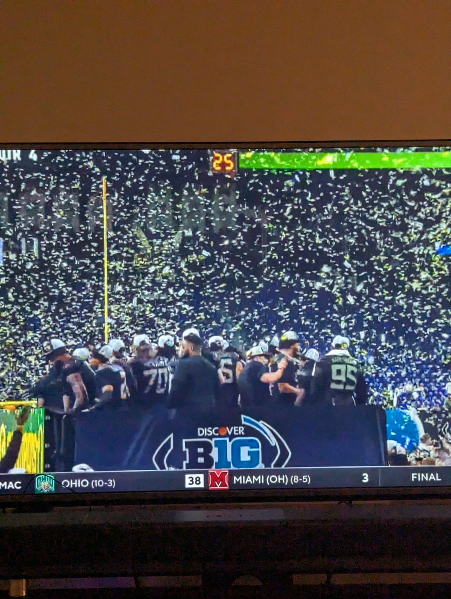 Stacks_XP's tweet photo. LFG @oregonfootball !!! Huge upset over Penn State to win the Big Ten championship! 🙌🎉 https://t.co/JLTFnDJY7W