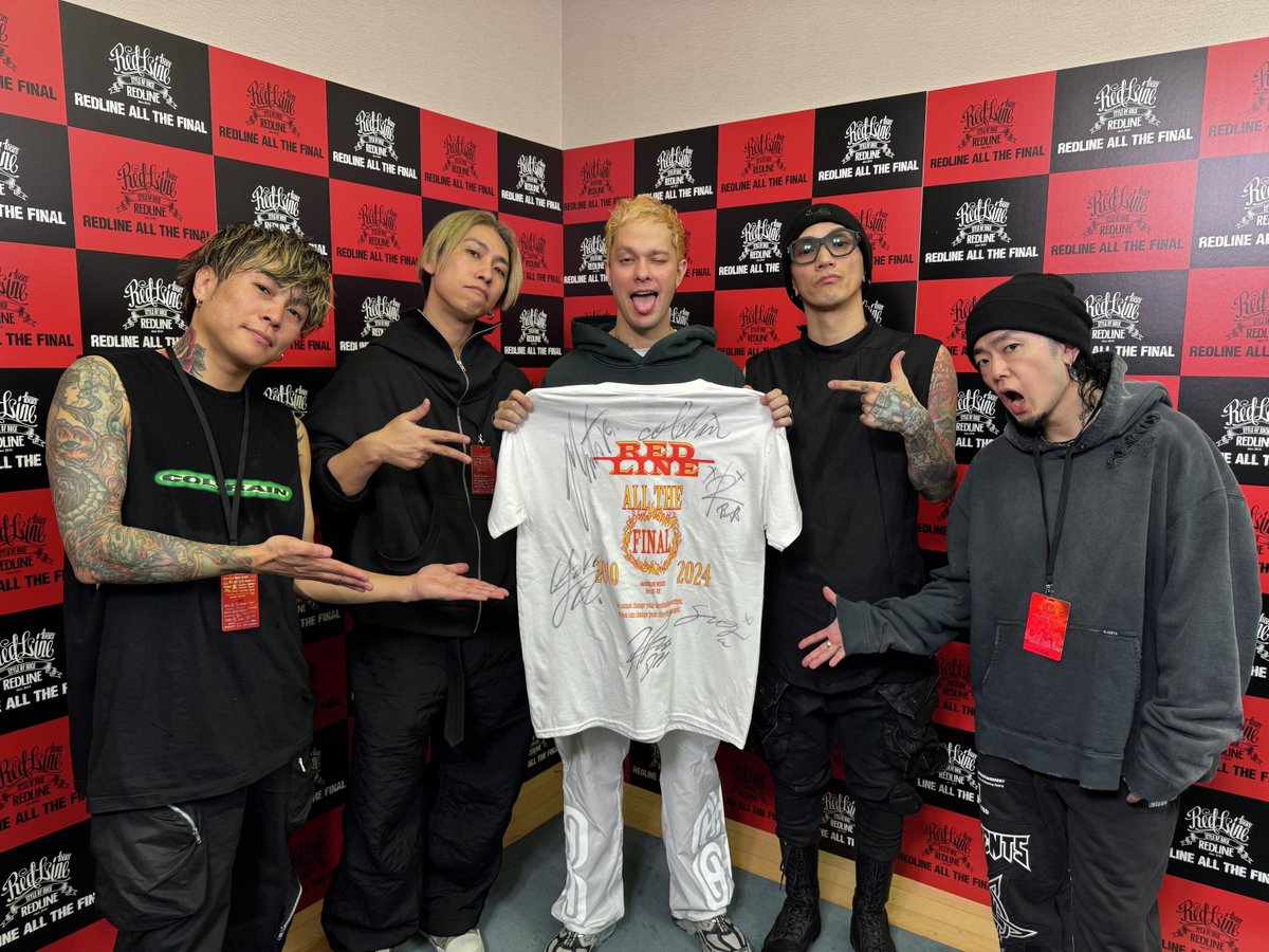 DAM公式 (@damch_official) on Twitter photo ▶▶ #REDLINE_DAM ◀◀
REDLINE ALL THE FINAL🔥
現地よりプレゼントキャンペーン!
【coldrain】
サイン入りTシャツが抽選で1名様に当たる⚡
◆参加方法
①<a href="/REDLINE_TOUR/">REDLINE ALL THE FINAL</a>と<a href="/DAMch_Official/">DAM公式</a>をフォロー
②この投稿をリポスト
◆締切
12/18
<a href="/coldrain_jp/">coldrain_official</a>
#coldrain ▶▶ #REDLINE_DAM ◀◀
REDLINE ALL THE FINAL🔥
現地よりプレゼントキャンペーン!
【coldrain】
サイン入りTシャツが抽選で1名様に当たる⚡
◆参加方法
①<a href="/REDLINE_TOUR/">REDLINE ALL THE FINAL</a>と<a href="/DAMch_Official/">DAM公式</a>をフォロー
②この投稿をリポスト
◆締切
12/18
<a href="/coldrain_jp/">coldrain_official</a>
#coldrain