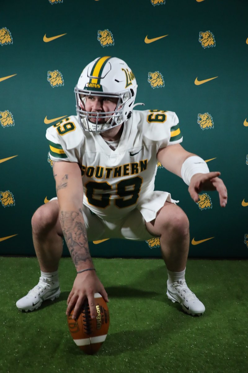 dain_almquist's tweet photo. Had a great official visit to @MOSOFootball!! Thank you to @JerodAlton and the rest of the staff for having me.
@Coach_Perkins @CoachEthanSmith @CoachAHarrell11 @logan_watsonn @JPRockMO https://t.co/sGjjl8K8Yc
