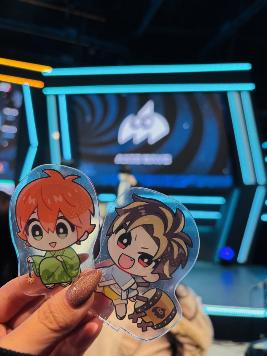 あぁぁドキドキしてきた！！

#AXIZWIN