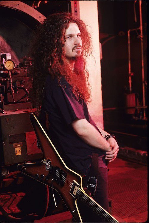 TeleK666's tweet image. I can't believe it's been 20 years. As always, RIP to the baddest motherfucker to ever pick up a guitar. You are forever missed.. #RIPDIME #Pantera #CFH #GetchaPull #BlackToothGrin
