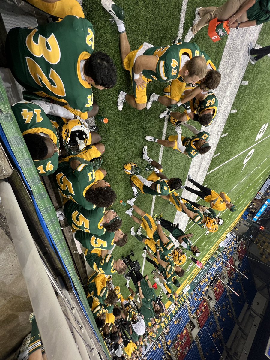 COACHSmitty53's tweet photo. These men & our Bison Pride LBs..one in the same. I miss my visits with all of them this late in the season and playoff run. @CoachGrantOlson
#LBcrew https://t.co/NQfSs9FRAv