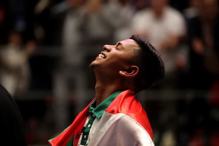 newsmada's tweet image. 🏆🇲🇬 Jean François Nirina Daniel dit Zigle a décroché le titre mondial en tir de précision cette nuit à Dijon. Il a réalisé un total de 46 points, contre 32 pour son adversaire hongrois en finale.

#NewsMada #FlashInfos #pétanque #Madagascar