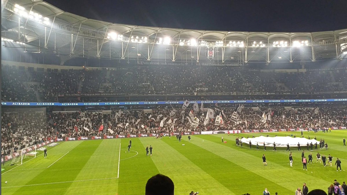 turnatlg's tweet photo. @Besiktas Günaydın🦅🧿 https://t.co/waGs9WPLFP