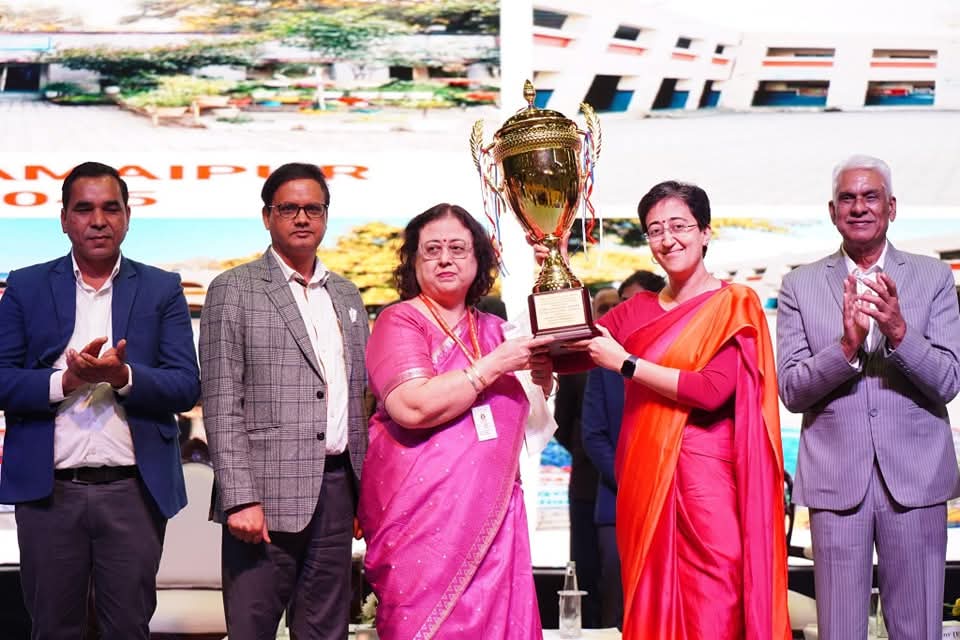 dilli_shiksha's tweet photo. Celebrating Excellence! 🏆 

At Thyagaraj Stadium, we honored the outstanding achievements and dedication of educators who inspire and lead. 

A heartfelt salute to those shaping the future. 

#ExcellenceInEducation https://t.co/fV2sU3TMqA