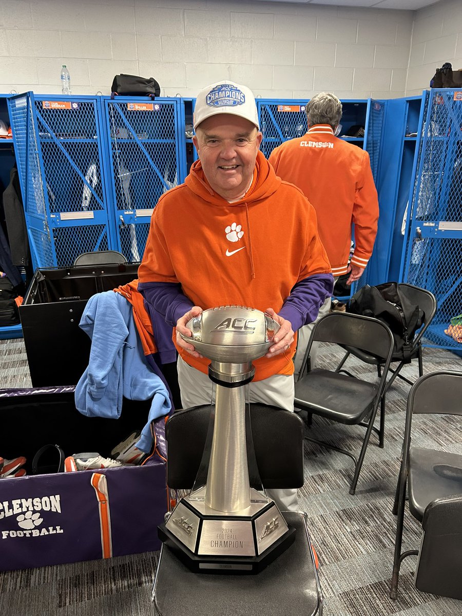 Beth Poole tweet media