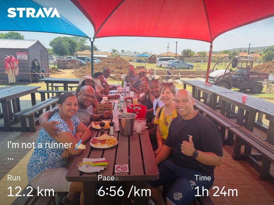 audas_vanschoor's tweet photo. I’m not a runner ✍🏼

#FITCEMBER 

IN MY RUN ERA 🏃🏾‍♂️

24 SHORT 🥵

#BEBETTER #AVSCHASING1000 #TEAMAVS #MOOVEMBER  #Avsfitness https://t.co/mPBt12bHmG