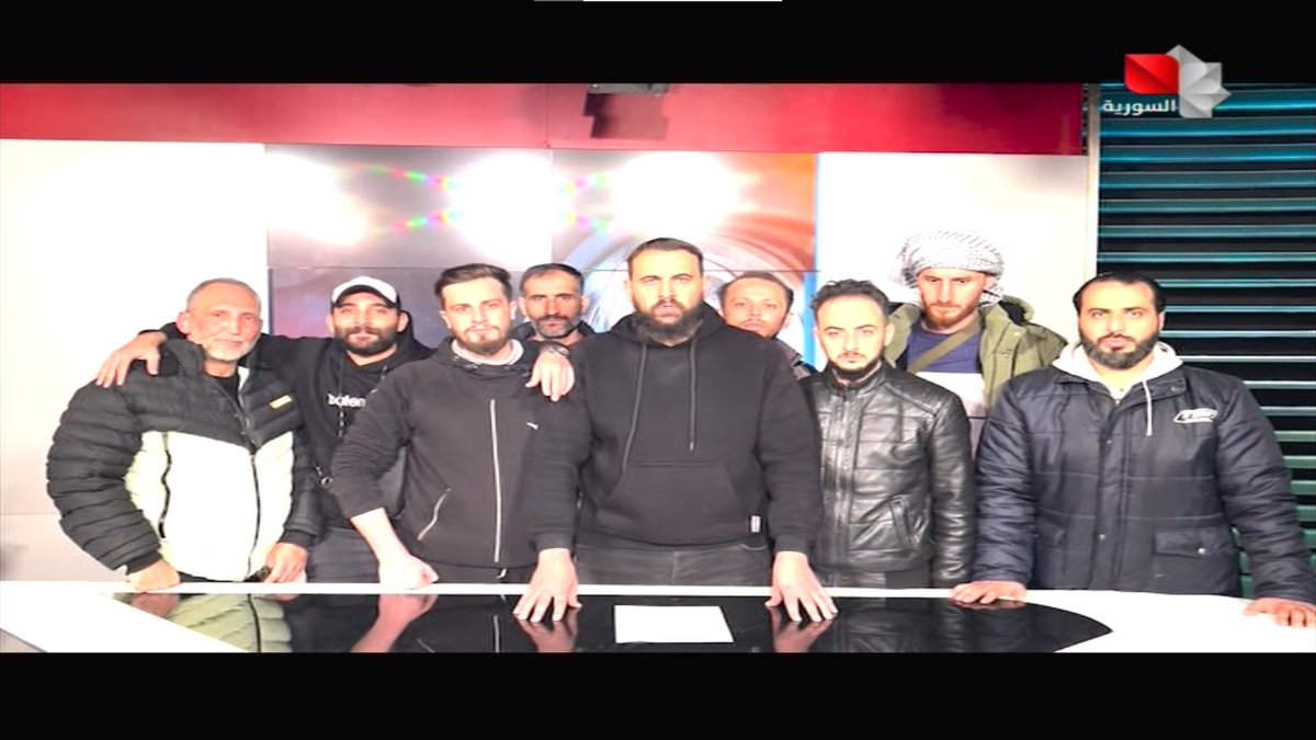tvwatcher_'s tweet photo. Message from the Syrian rebels declaring the "liberation of the city of Damascus", the "overthrow of Bashar Al Assad" and the "freedom for the oppressed detainees from the regime's prisons".
[Al-Souriya, Syria's main state-owned channel 🇸🇾] https://t.co/ZIAvDP5TNx