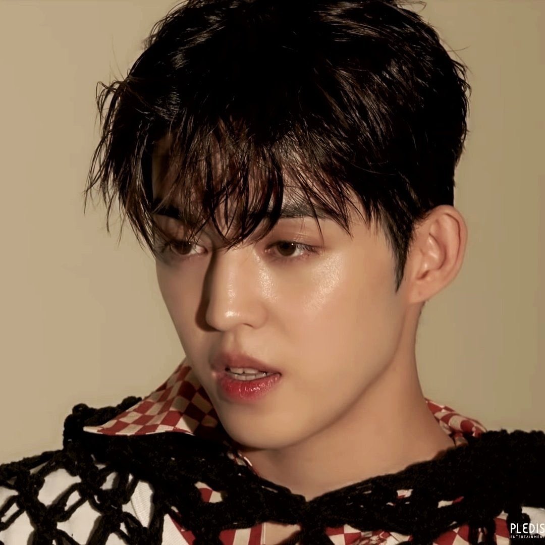 aboutscoups's tweet photo. choi seungcheol is insanely gorgeous https://t.co/jVnYiejFoT