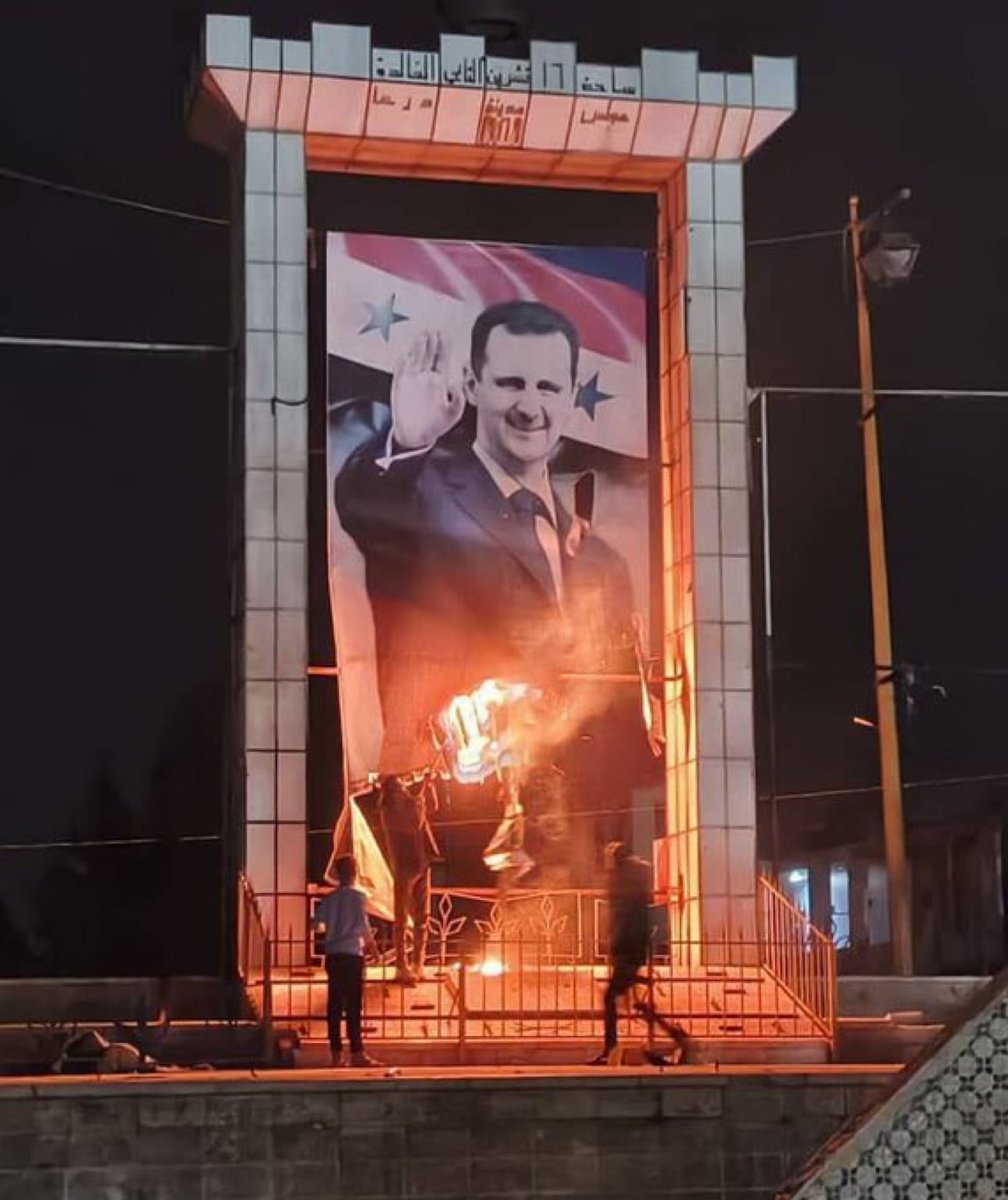 🔴Ha caído el régimen de Bachar Al Assad. Los rebeldes en Siria declaran Damasco "libre" y aseguran que el presidente ha abandonado el país.