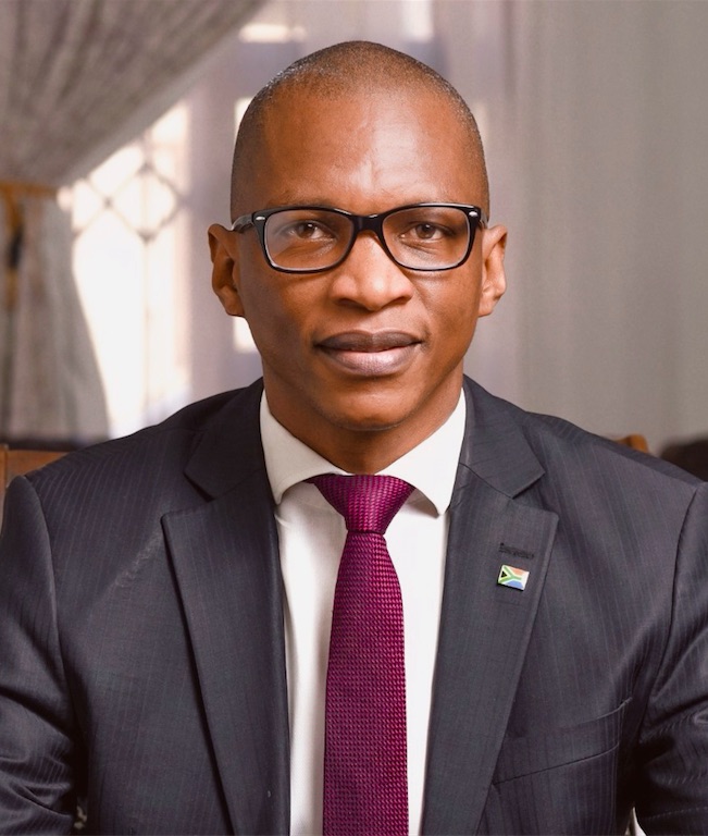 SAfmRadio's tweet photo. Coming Up on #worddomination 08h30  #SAfmJSB
@MichConstant with Dr. @SiphiwoMahala
Call for Submissions: 2024  @go2uj
Only books published in 2024 (1 January to 31 December 2024) may be entered.
The closing date for submissions is 28 February 2025
 011-5592063 https://t.co/irFZ3mazNC