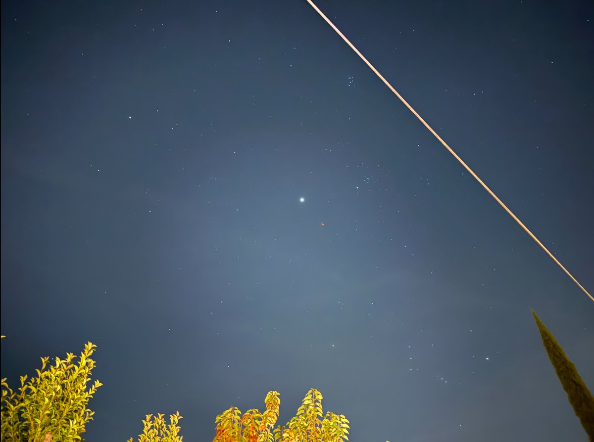 Mick West tweet media