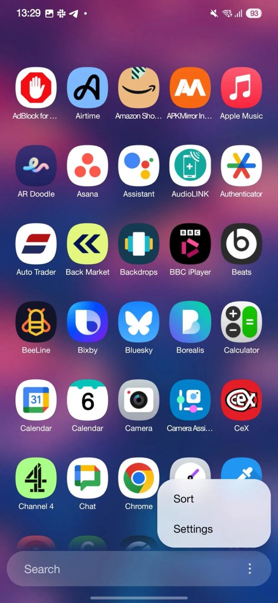 RoRiveraMX's tweet photo. ¡Samsung lo hizo! 📱

Con One UI 7, el cajón de apps ahora es:

Vertical 🔄.
Más limpio 🧹.
Barra de búsqueda abajo ⬇️.
Memoria de posición 🧠.

¿Prefieres el diseño horizontal ➡️? ¡Puedes volver!
¿Qué te gusta más? ¡Te leo! 💬 https://t.co/HjV3MSoqD6