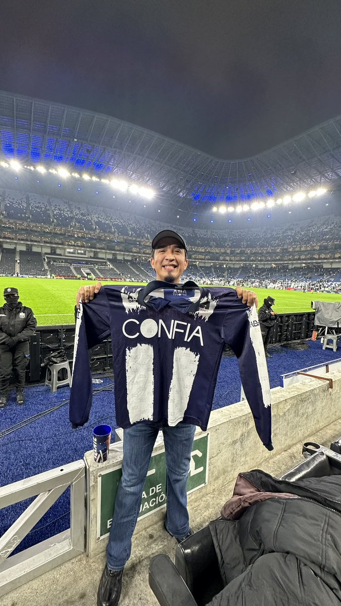 Y así es como seguimos firmes rumbo a la sexta👏🏽👏🏽👏🏽👏🏽estamos en la gran final!! VAMOS <a href="/Rayados/">Rayados</a> 🌀⚪️🌀⚪️🌀⚪️#confía #Rayados