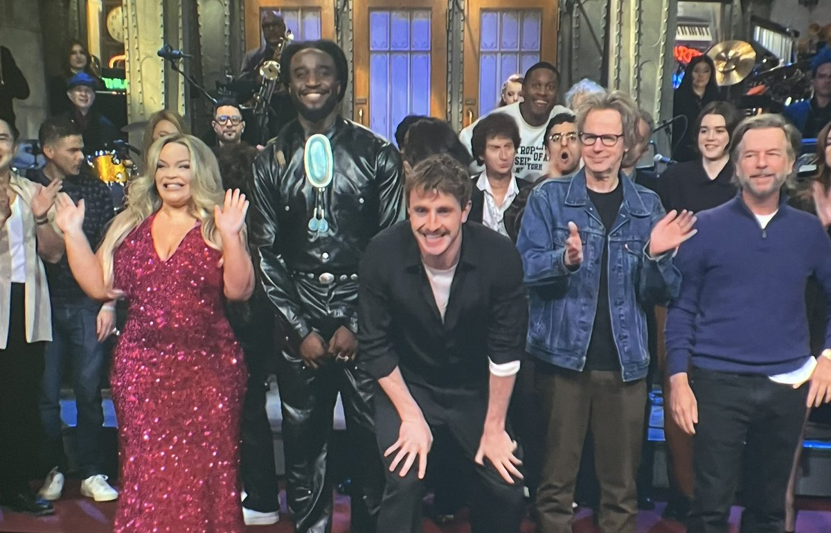 Trisha Paytas, Shaboozey, Paul Mescal, Dana Carvey &amp; David Spade on SNL.