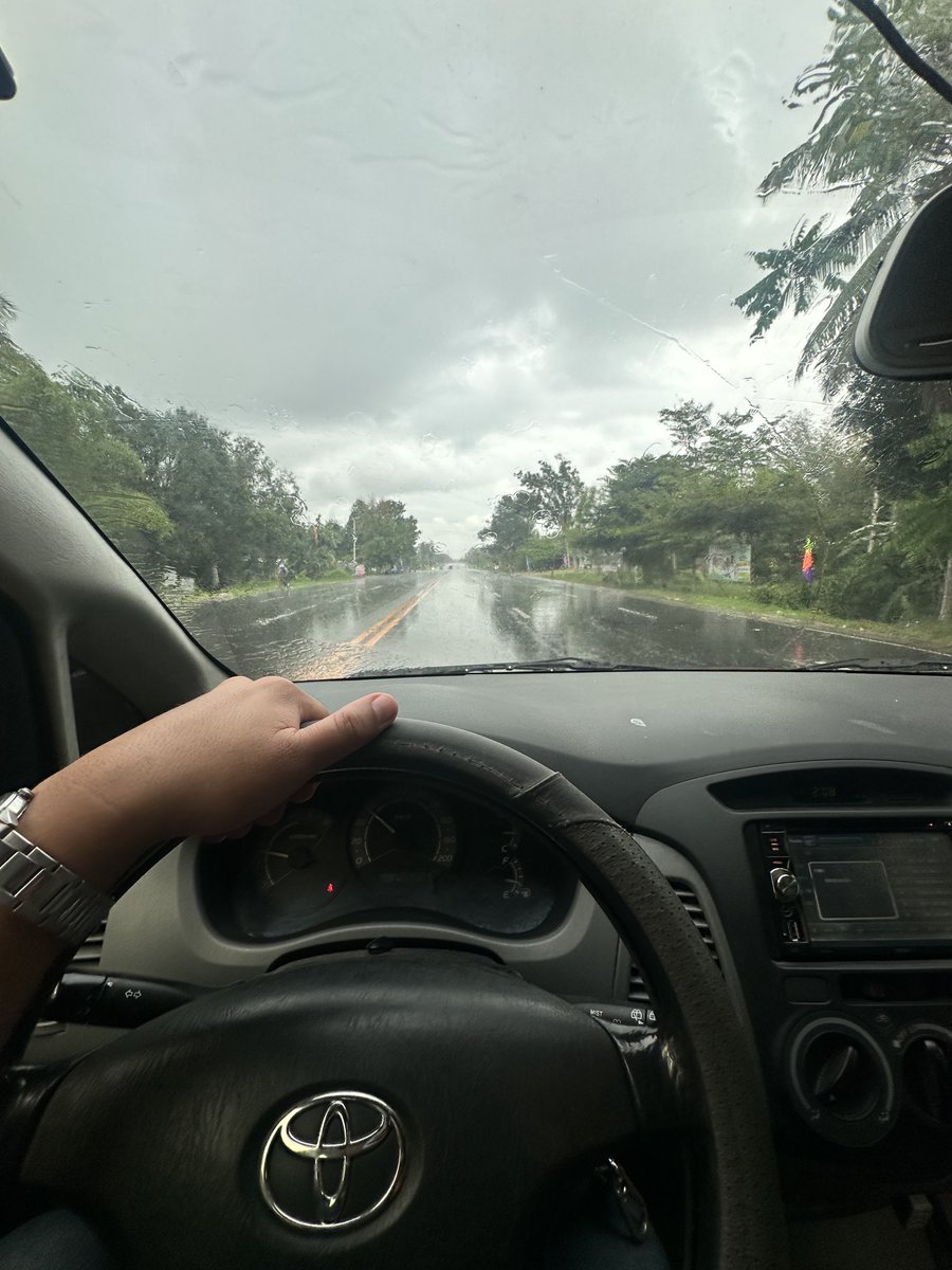 sneak_reel's tweet photo. Ulan na naman #marbel #sox #koronadal #southcotabato #surallah #banga #gensan https://t.co/mP9eR1vfEN