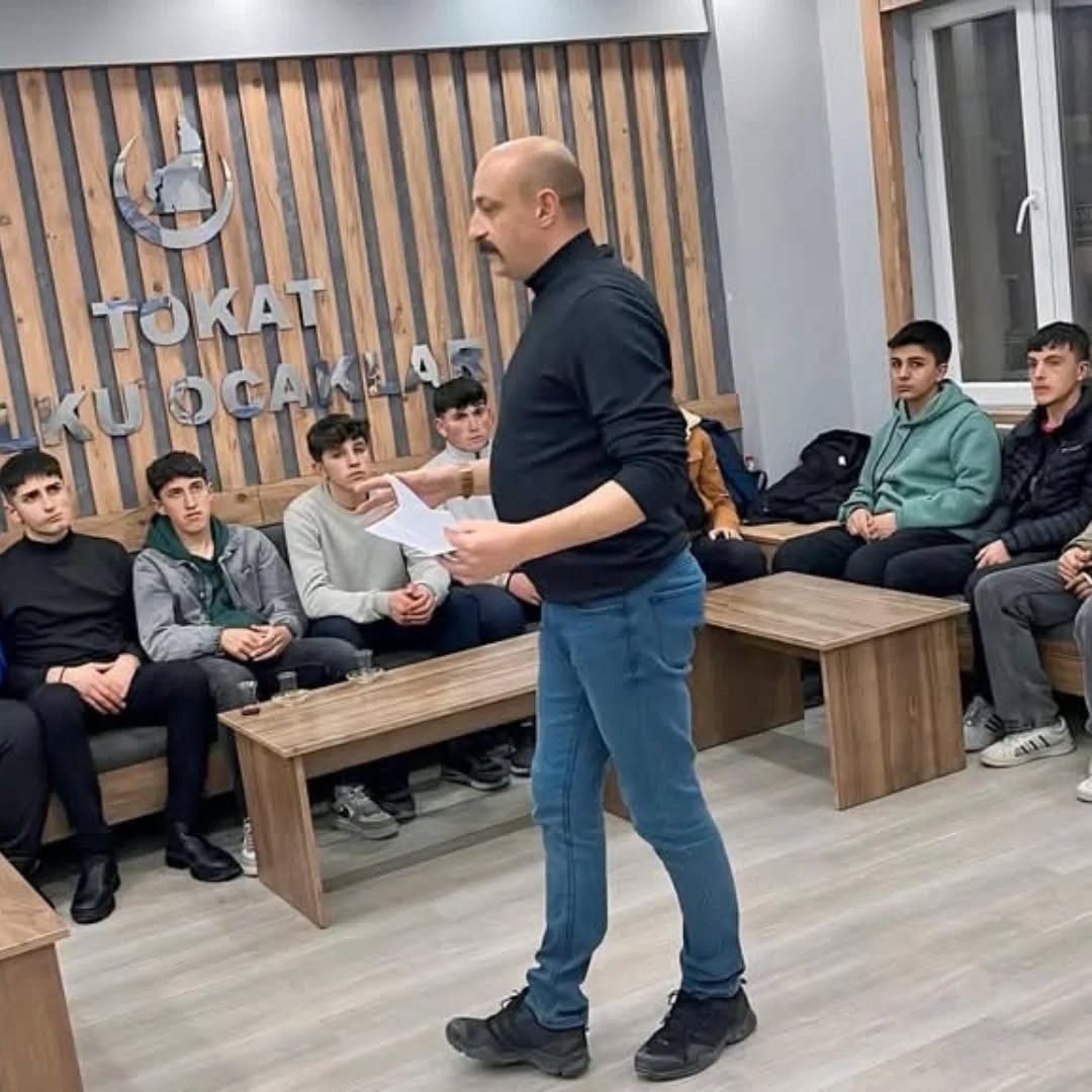 Ortaöğretim teşkilatımızın haftalık seminerini gerçekleştirdik.

Türk Gençliği Ülkü Ocaklarında.
<a href="/ayyildirim1/">Ahmet Yiğit Yıldırım</a> 
<a href="/UmurGuzerin/">Umur Güzerin</a> 
<a href="/OguzhanYay5/">Oğuzhan YAY</a>