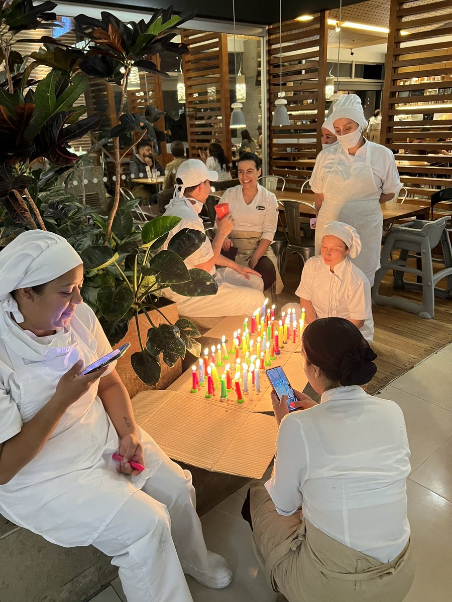 ColombiaTaiwan's tweet photo. Feliz Día de las Velitas🕯️
#Colimbia #diadelasvelitas https://t.co/IIaRLYLfjk