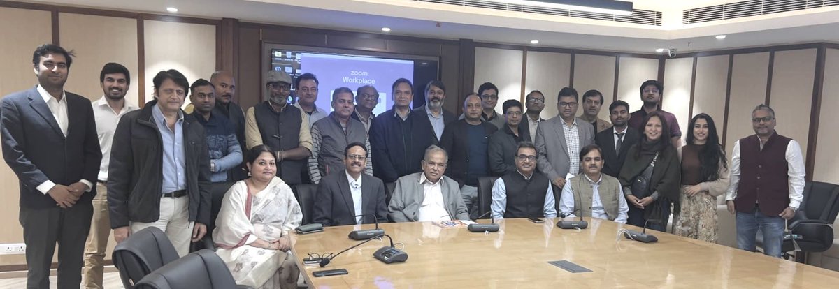 navneetanand's tweet photo. JNU Development Professionals Forum has emerged as a vital platform, a repository of diverse talents excelling in devt sector. It promises to become a critical source of advocacy advisory for many. 

Kudos Rajeev, Binod, Ravi, Sumit &amp; team for an excellent session on Dec 7. https://t.co/1xCdN0TZEj